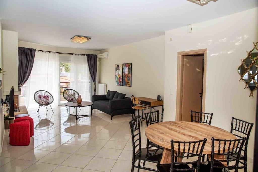 Lavrio Seaview 2Bdr Apt 4 Min Dive From The Sea Bagian luar foto