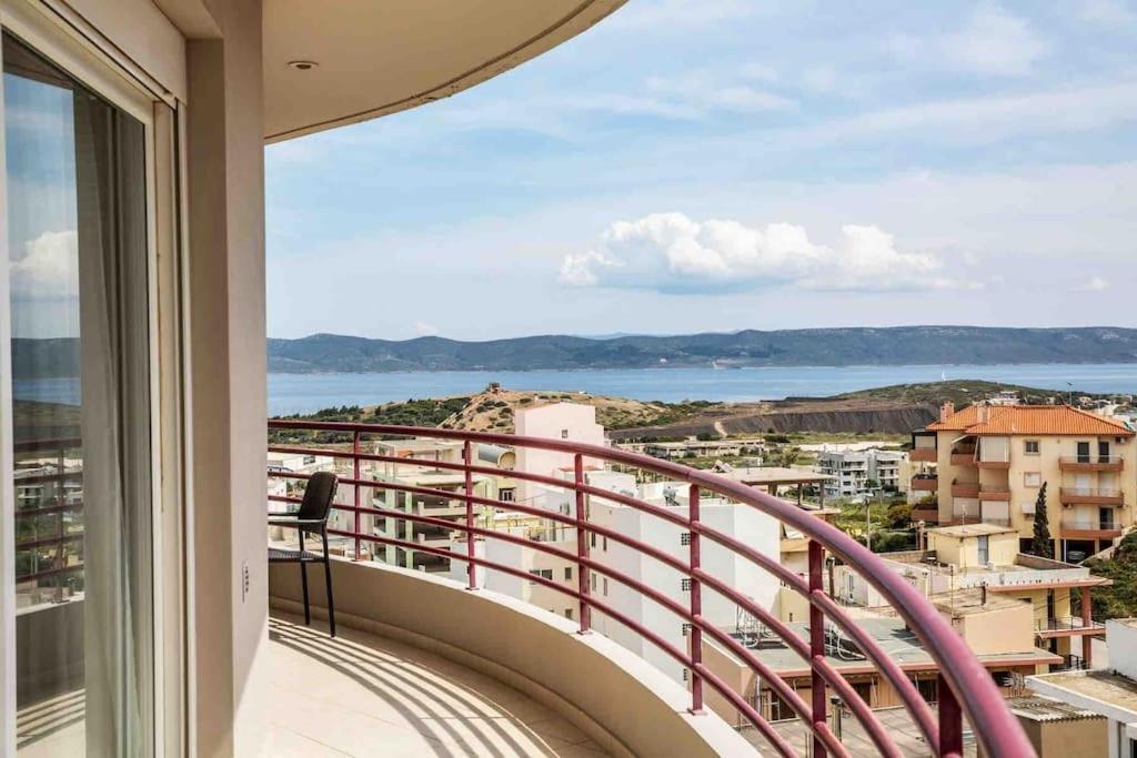 Lavrio Seaview 2Bdr Apt 4 Min Dive From The Sea Bagian luar foto