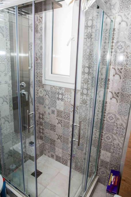 Lavrio Seaview 2Bdr Apt 4 Min Dive From The Sea Bagian luar foto