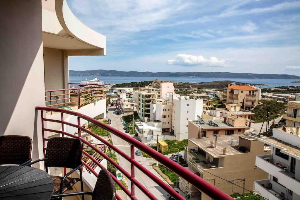 Lavrio Seaview 2Bdr Apt 4 Min Dive From The Sea Bagian luar foto