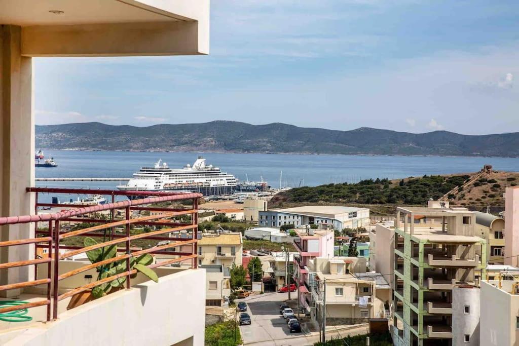 Lavrio Seaview 2Bdr Apt 4 Min Dive From The Sea Bagian luar foto