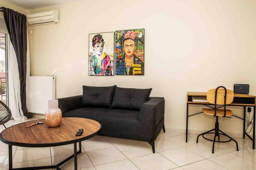 Lavrio Seaview 2Bdr Apt 4 Min Dive From The Sea Bagian luar foto